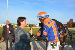 Oktobrske kasaške dirke v Ljutomeru 3